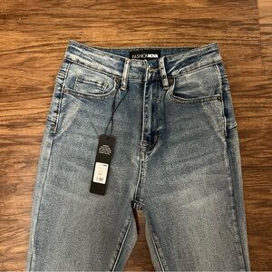Fashion Nova Petite Gemma Scultping Stretch Flare Vintage Wash Jeans